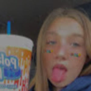 Meet your Posher, Nina